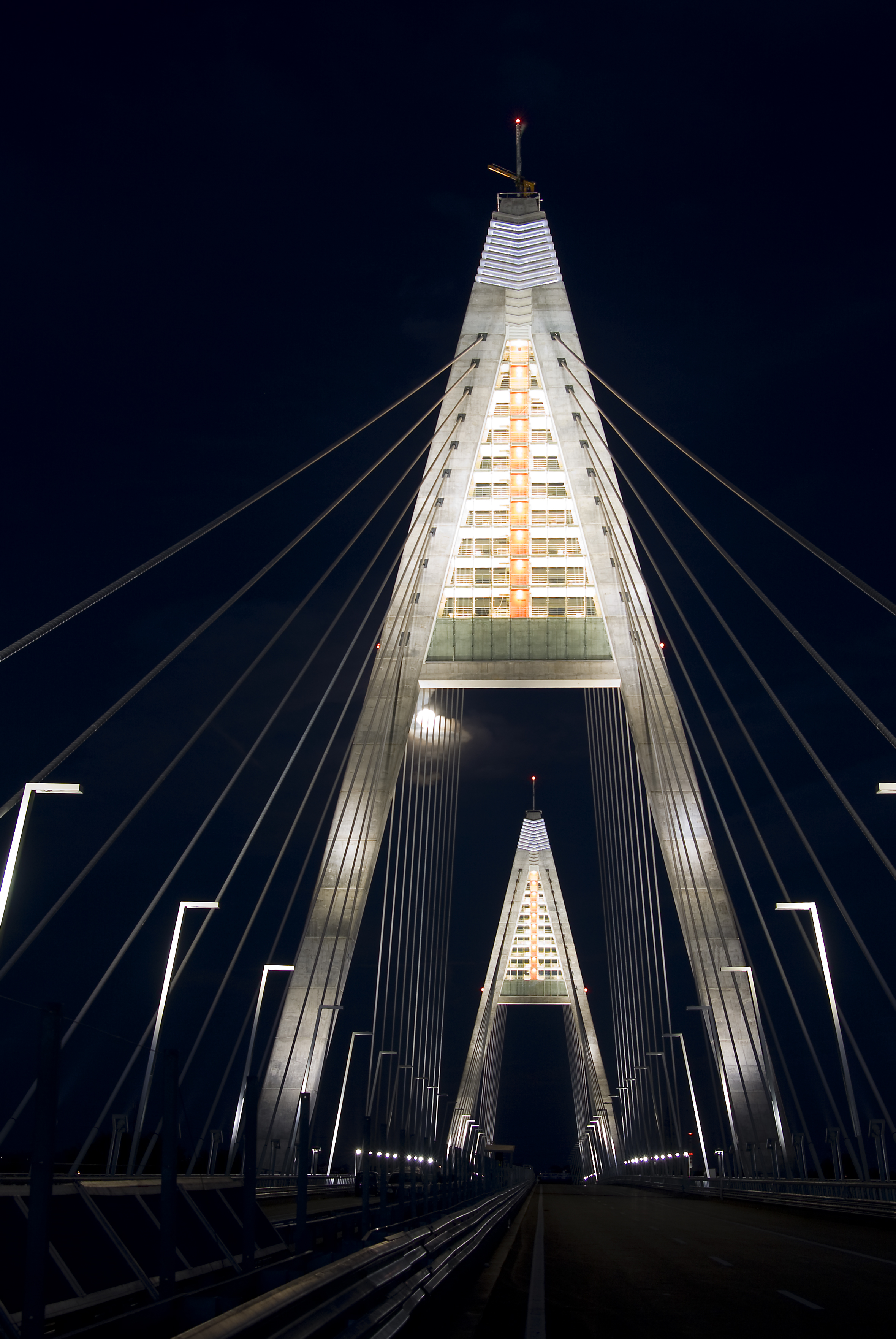 Megyeri_hid_2009_vi_vezerles.jpeg (3.30 MB)